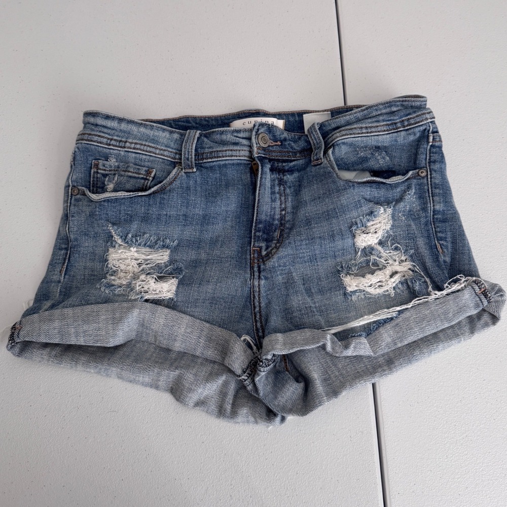 Eunina Lexi Low‎ Rise Raw Edge Shortie Distressed Denim Shorts Light Wash 30 dd